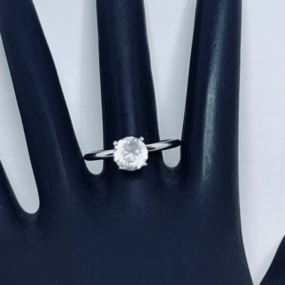 Uncas Jewelry - Uncas Silver Tone Solitaire CZ High Prong Engagement Ring Signed Sz 9 (R1)